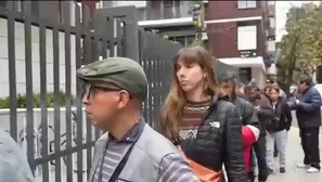 Miles de ciudadanos peruanos residentes en Argentina acudieron a las urnas para participar en la segunda vuelta electoral, reafirmando su vínculo con el país y su compromiso con la democracia./ Video: Canal N