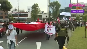 Militares en situación de retiro marchan contra Pedro Castillo 