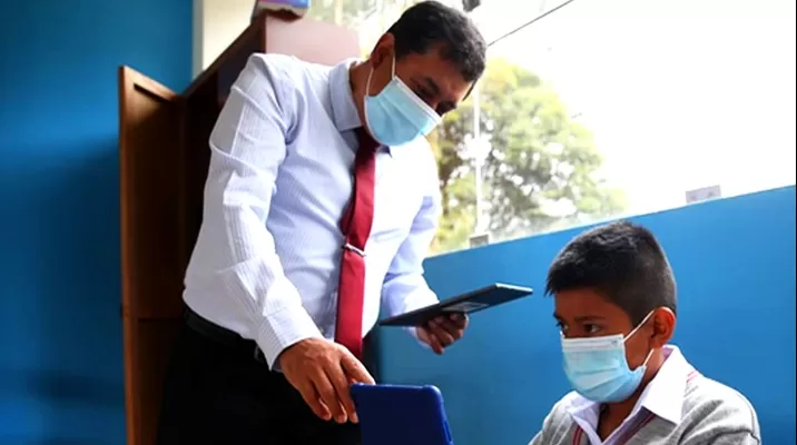 En total, se espera capacitar a 54,271 mil docentes a nivel nacional. Foto: Minedu En total, se espera capacitar a 54,271 mil docentes a nivel nacional. Foto: Minedu