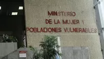 El Ministerio de la Mujer dio su respaldo al menor que fue maltratado. Foto: Correo