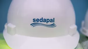 El Ministerio de Vivienda pidió la remoción del presidente de Sedapal, luego de un reportaje de Cuarto Poder que denunció que Javier Muñoz Pretel, afiliado a Somos Perú, despachaba sin contrato en la entidad. Foto: Sedapal. Video: Canal N