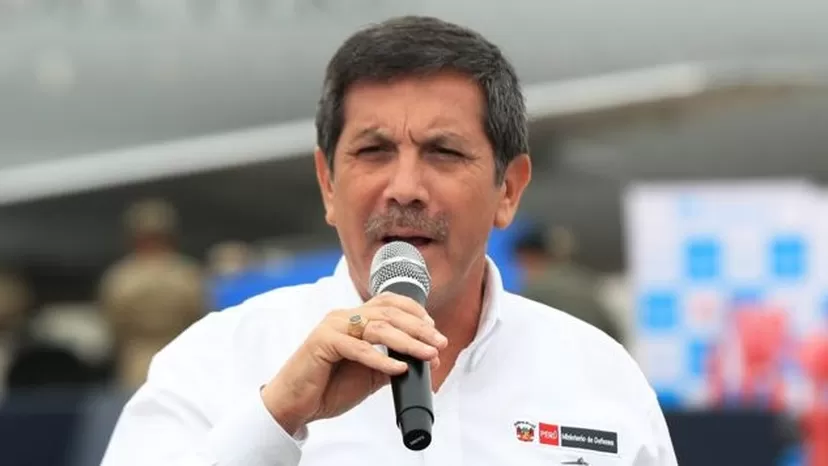 Ministro Jorge Chávez: Las Fuerzas Armadas apoyarán en tareas de patrullaje y vigilancia en la frontera
