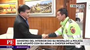 Ministro Carlos Morán respaldó a suboficial tras intervenir a chofer infractor. Foto: América Noticias