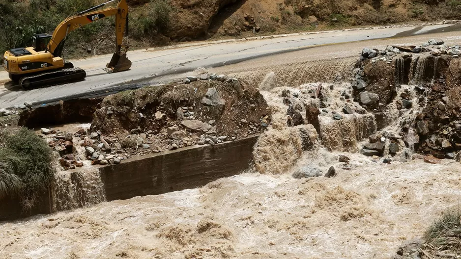 Ministro de Transporte: Aún no hay fecha para reabrir la Carretera Central / Andina