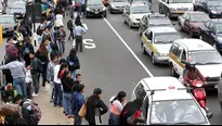 Taxis colectivos. Foto referencial: Andina