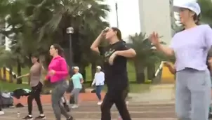 Agentes municipales impiden realizar actividades de baile y deporte en el Malecón Cisneros. / Video: Canal N