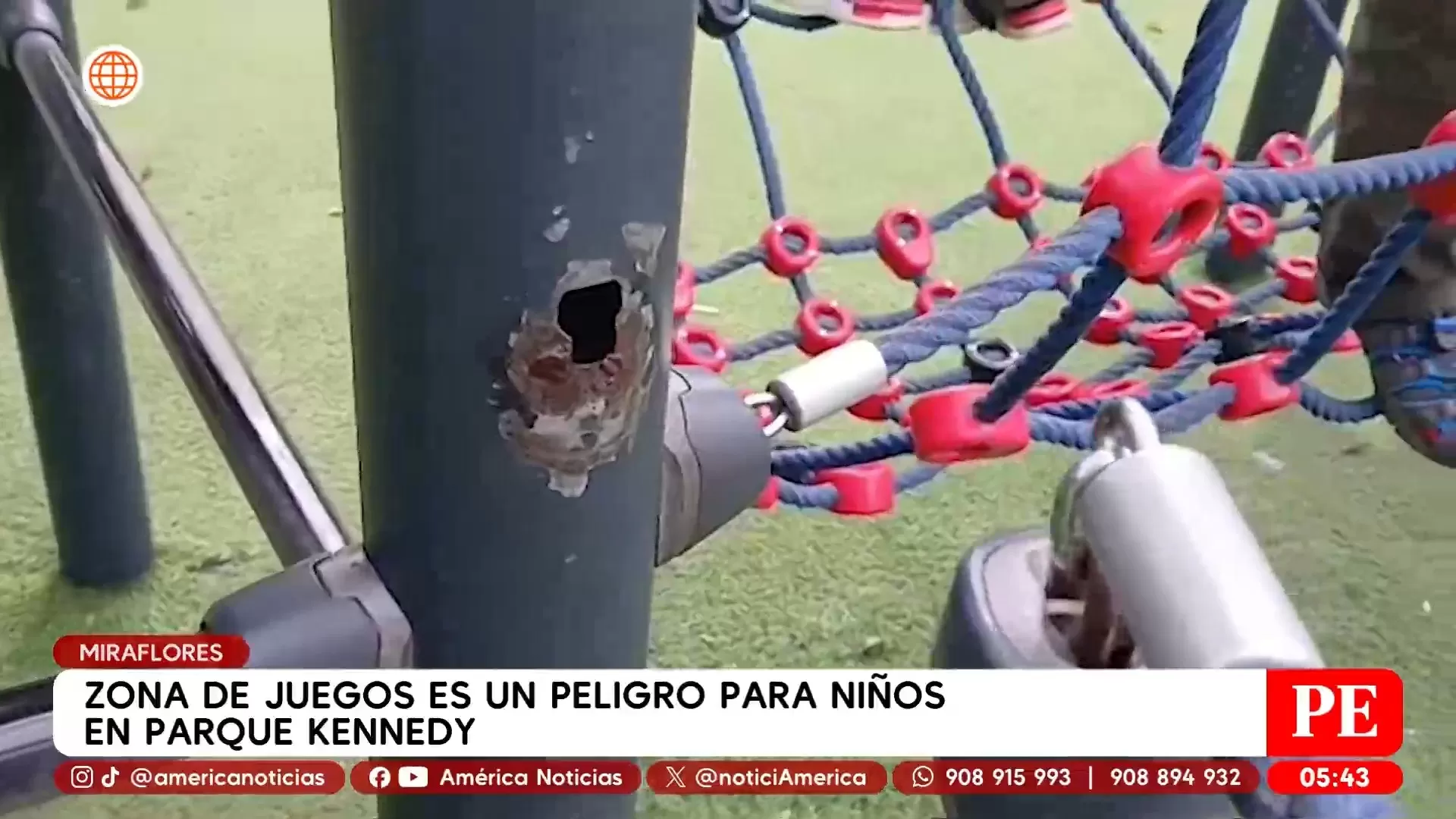Zona de juegos es un peligro para niños en parque Kennedy. Foto: América Noticias Zona de juegos es un peligro para niños en parque Kennedy. Foto: América Noticias