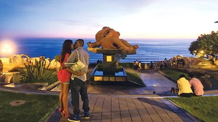 El parque del Amor / Foto: El Peruano El parque del Amor / Foto: El Peruano