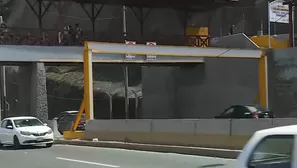 Municipalidad Metropolitana de Lima (MML) instala pórticos anti impacto para evitar daños en puentes. / Video: Canal N