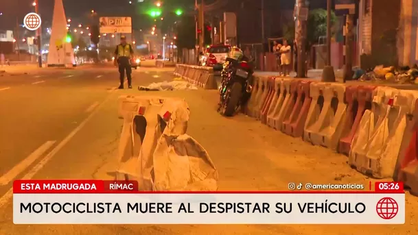 Motociclista muere tras violento despiste en la avenida Tacna en el Rímac. Foto: América Noticias