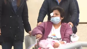 La mujer de 52 años resultó gravemente afectada en su ojo derecho tras caerle una roca. / Video: Canal N