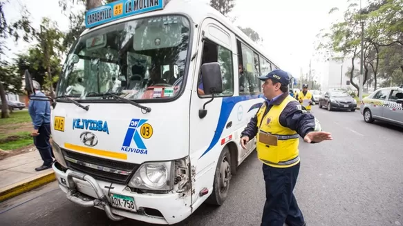 Retiran más de 500 unidades del corredor Javier Prado / Andina