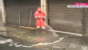 Realizan limpieza en Mesa Redonda, en el Cercado de Lima. Foto y video: Canal N