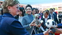 Nancy Lange de Kuczynski y Peng Liyuan, primeras damas del Perú y China. Foto: Andina