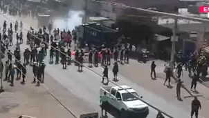 Nasca: policía despeja vía tras intento de bloqueo de mineros. Foto y video: Canal N