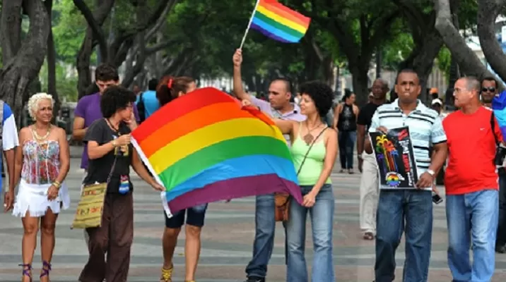 El Estado de Cuba abre la puerta a un posible matrimonio gay. Foto: Martí Noticias El Estado de Cuba abre la puerta a un posible matrimonio gay. Foto: Martí Noticias