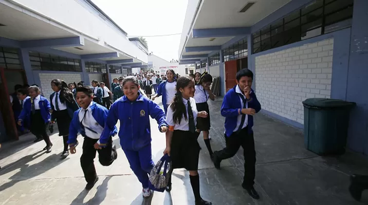 Ministerio de Educación se pronunció sobre matrículas en colegios. Foto: El Comercio Ministerio de Educación se pronunció sobre matrículas en colegios. Foto: El Comercio