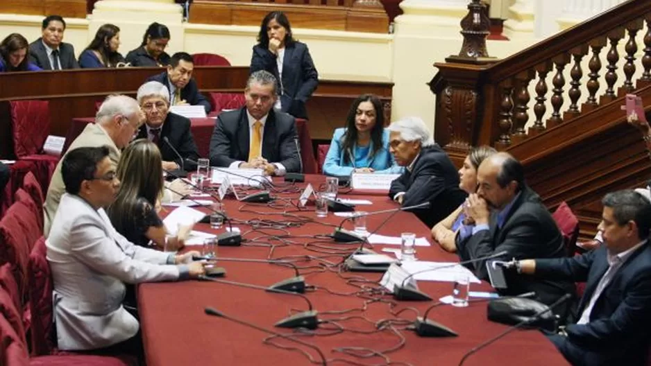 La congresista Yeni Vilcatoma fue quien hizo el pedido al grupo parlamentario / Foto: archivo Andina