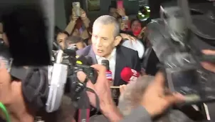 Ollanta Humala salió del penal de Barbadillo este viernes y denunció ser víctima de persecución política. El INPE ejecutó su excarcelación tras el fallo del TC que anuló su condena por lavado de activos. Video: Canal N