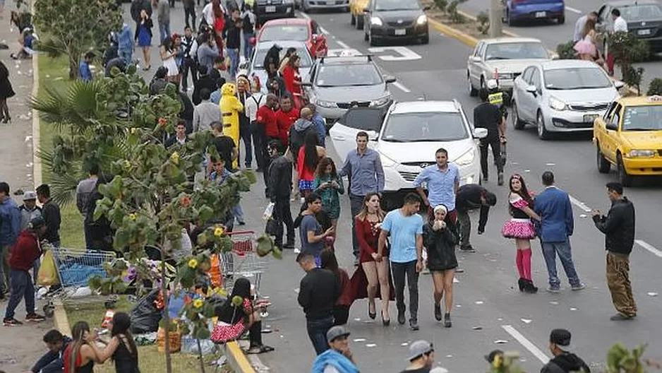 Caos tras fiesta no autorizada 'Sexy Halloween' / Foto: Perú 21 