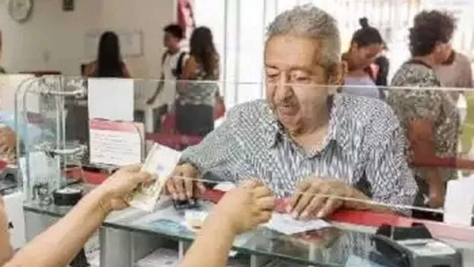 La ONP iniciará el pago de pensiones de agosto del régimen 19990 este lunes 10 según la letra del apellido paterno. Conoce las fechas y canales de atención. Foto: Andina/Editora Perú La ONP iniciará el pago de pensiones de agosto del régimen 19990 este lunes 10 según la letra del apellido paterno. Conoce las fechas y canales de atención. Foto: Andina/Editora Perú
