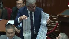 Jefe de la ONPE presenta cédula de sufragio en Comisión de Constitución. / Video: Canal N