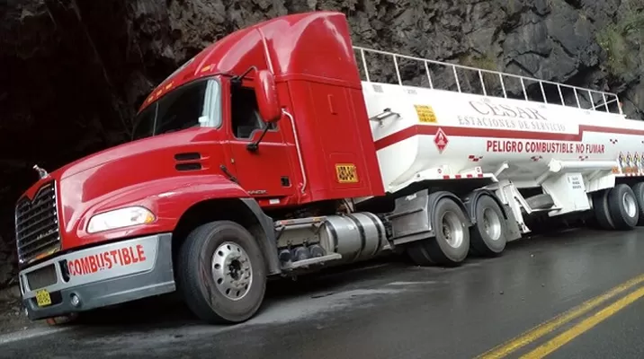 Bus despistado. Foto: Deviandes Bus despistado. Foto: Deviandes