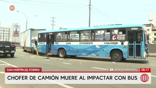 Chofer de camión muere tras chocar con bus en San Martín de Porres. Foto: América Noticias