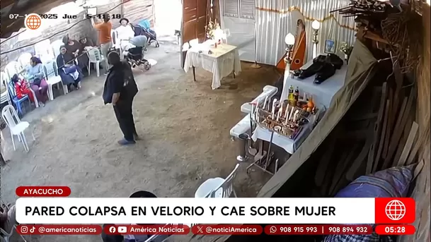 Pared colapsa en velorio y cae sobre mujer en Ayacucho. Foto: América Noticias
