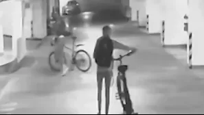 Pareja de ladrones robó bicicletas de alta gama en edificio