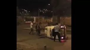 Dos policías resultaron heridos tras el enfrentamiento. Foto: captura de TV