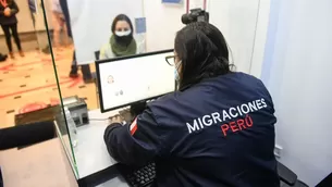 Denuncian falta de atención en Migraciones. | Video: Canal N