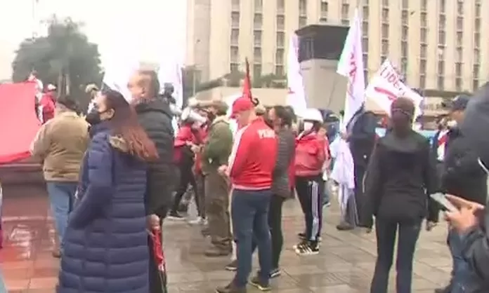 Centro de Lima: Manifestantes realizan protesta contra Pedro Castillo