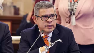 El premier Luis Galarreta acudió al Congreso para defender el pedido de facultades legislativas por 120 días. La sesión en la Comisión de Constitución se realiza luego de que cuatro comisiones votaran en contra del proyecto del Ejecutivo. Foto: PCM. Video: Canal N