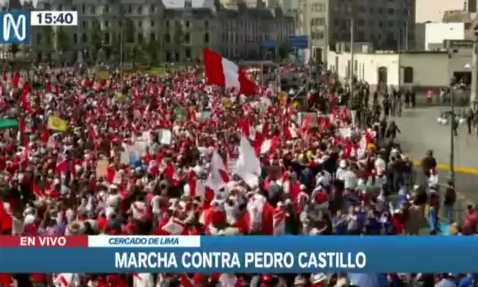 Pedro Castillo: Ciudadanía marcha en contra del jefe de Estado