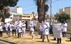 Personal médico del hospital Cayetano Heredia protesta por sueldos pendientes - Noticias de sueldos