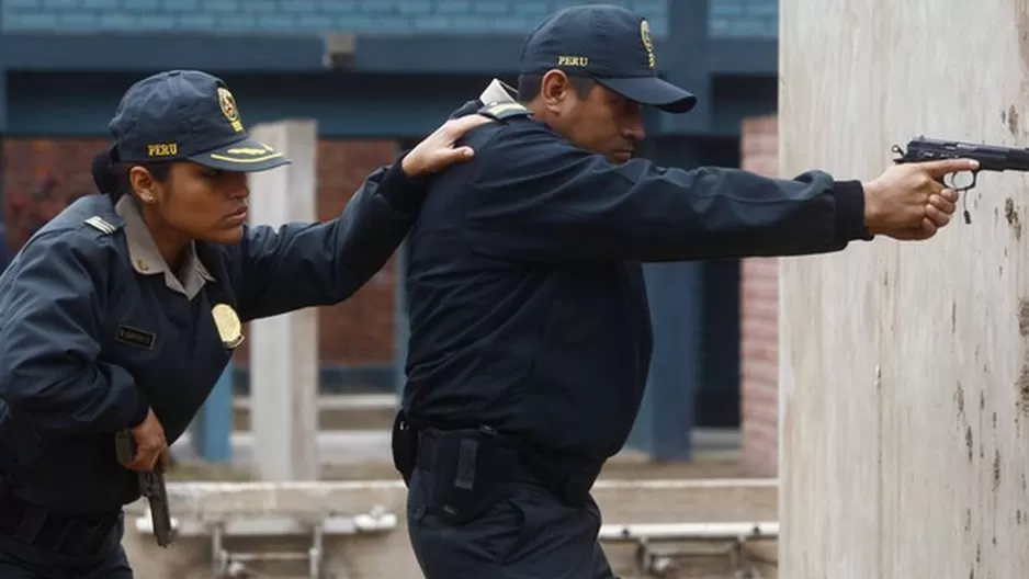 Armas de los policías. Foto: La Prensa