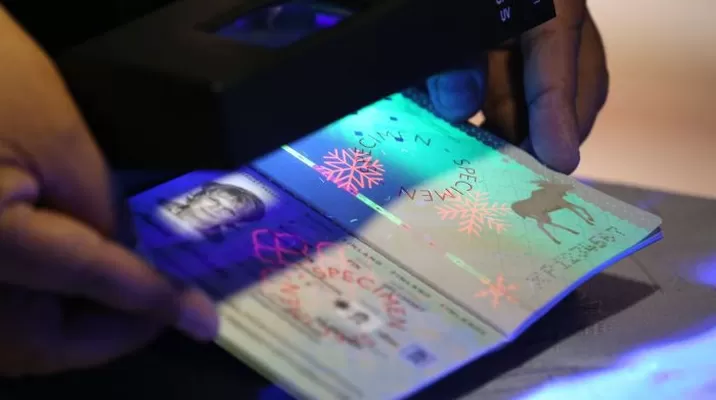 A partir del 26 de febrero se distribuirán en Lima los primeros 5,000 pasaportes biométricos / Foto: Andina A partir del 26 de febrero se distribuirán en Lima los primeros 5,000 pasaportes biométricos / Foto: Andina