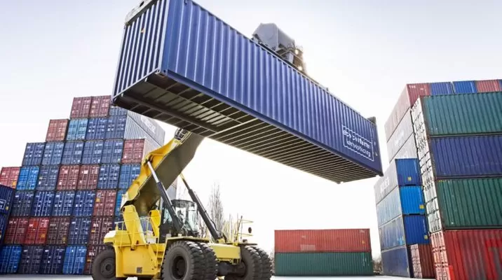 Respecto a las importaciones encabezaron los insumos seguidos por los bienes de capital / Foto: Andina Respecto a las importaciones encabezaron los insumos seguidos por los bienes de capital / Foto: Andina