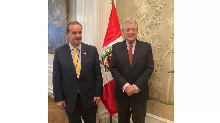 Perú y Chile reafirman puntos en común para enfrentar retos transnacionales Perú y Chile reafirman puntos en común para enfrentar retos transnacionales