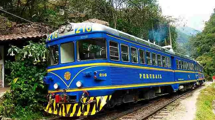 Tren. Tren.