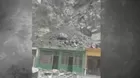 Cerro se derrumba y destruye varias casas en Piura