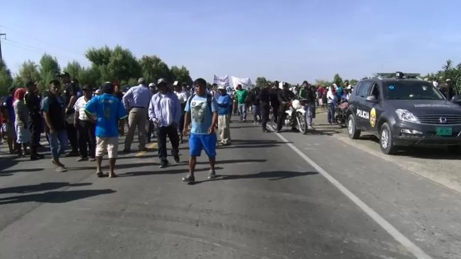 Piura: damnificados por Fenómeno El Niño bloquearon la Panamericana Norte