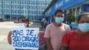 Pacientes piden atención debido a que hospital no puede realizar cirugías / Foto: Canal N