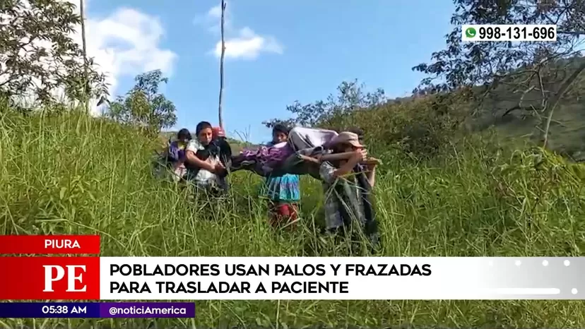 Piura: Pobladores con una camilla artesanal trasladan a mujer embarazada a centro de salud