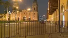 Plaza de Armas del Centro Histórico de Lima luce con rejas