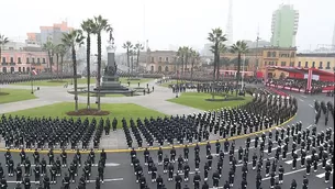 Toma tus precauciones si tienes planeado conducir por la plaza Francisco Bolognesi  / Foto: archivo Andina