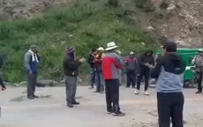Pobladores de Canchis bloquean vías por presuntos actos de corrupción de autoridades - Noticias de bloqueo