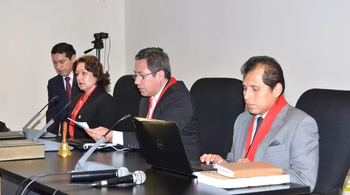 Poder Judicial reitera orden de captura para hermanos de Alberto Fujimori Poder Judicial reitera orden de captura para hermanos de Alberto Fujimori