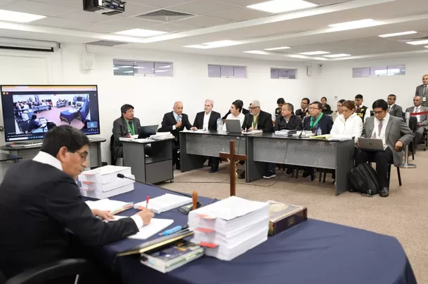 Foto: Audiencia para evaluar prisión preventiva contra Sada Goray y Mauricio Fernandini - Foto: Poder Judicial